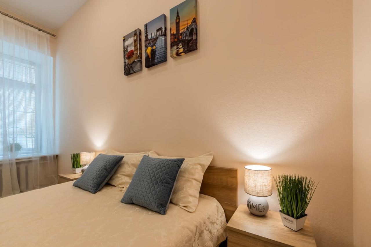 2К Квартира Між Майданом Та Софією Київською Apartment Exterior photo